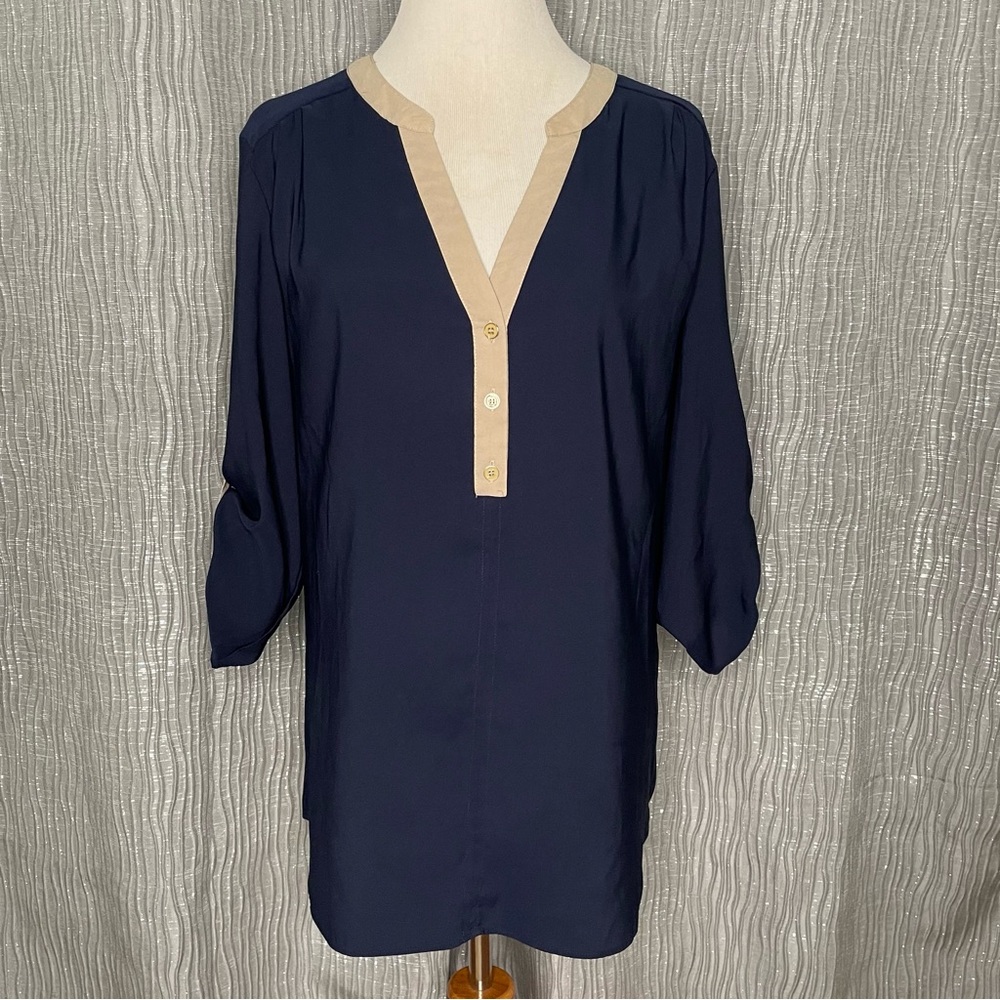 Contrast trim roll tab blouse